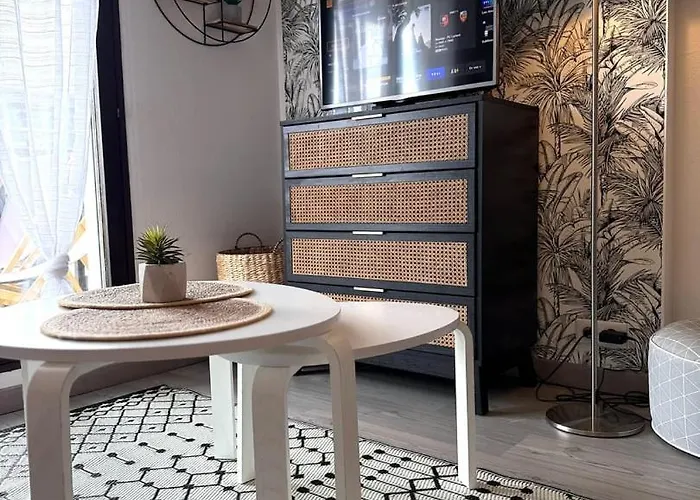 Апартаменты Le Petit - Vue Кабур