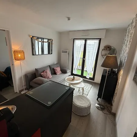 Le Petit - Vue Apartment